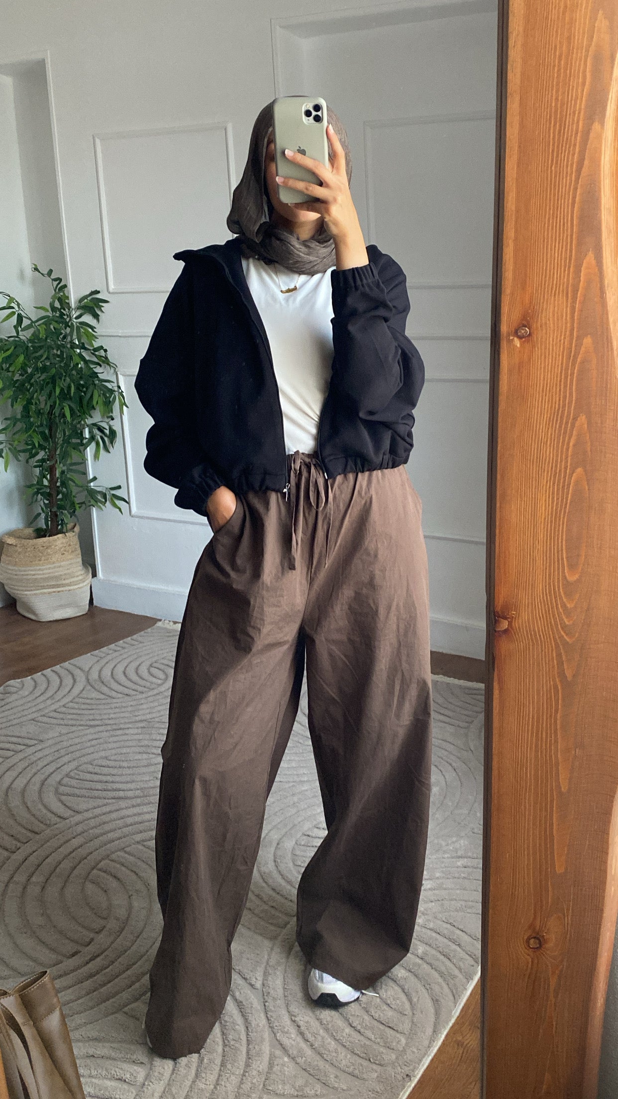 Wide-leg Gbrden pants