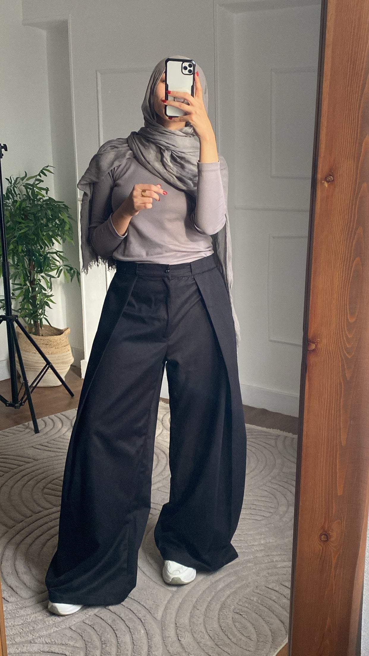 Hook-and-Loop Wide-pants