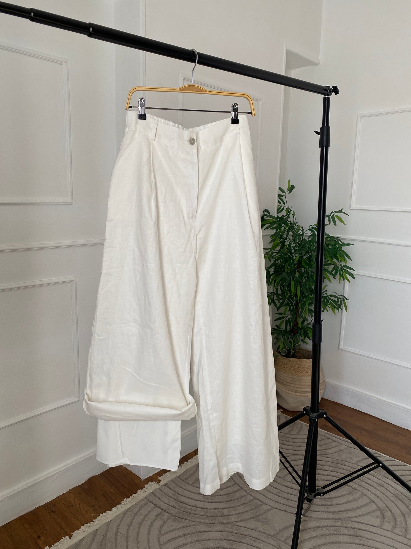 DIANA pants in white