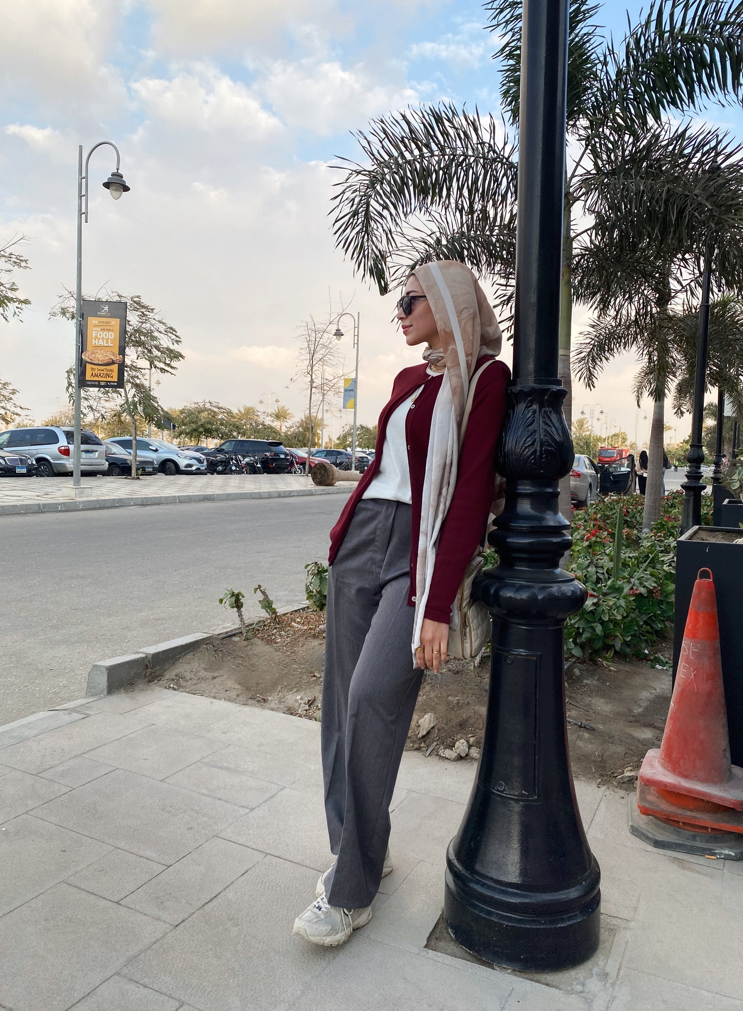 Straight-leg pants