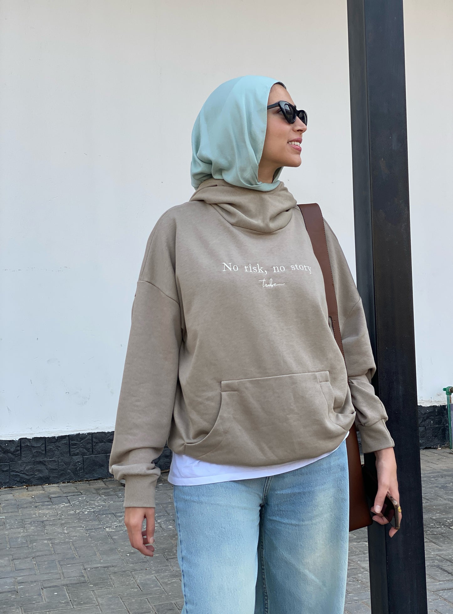 ELARIA HOODIE