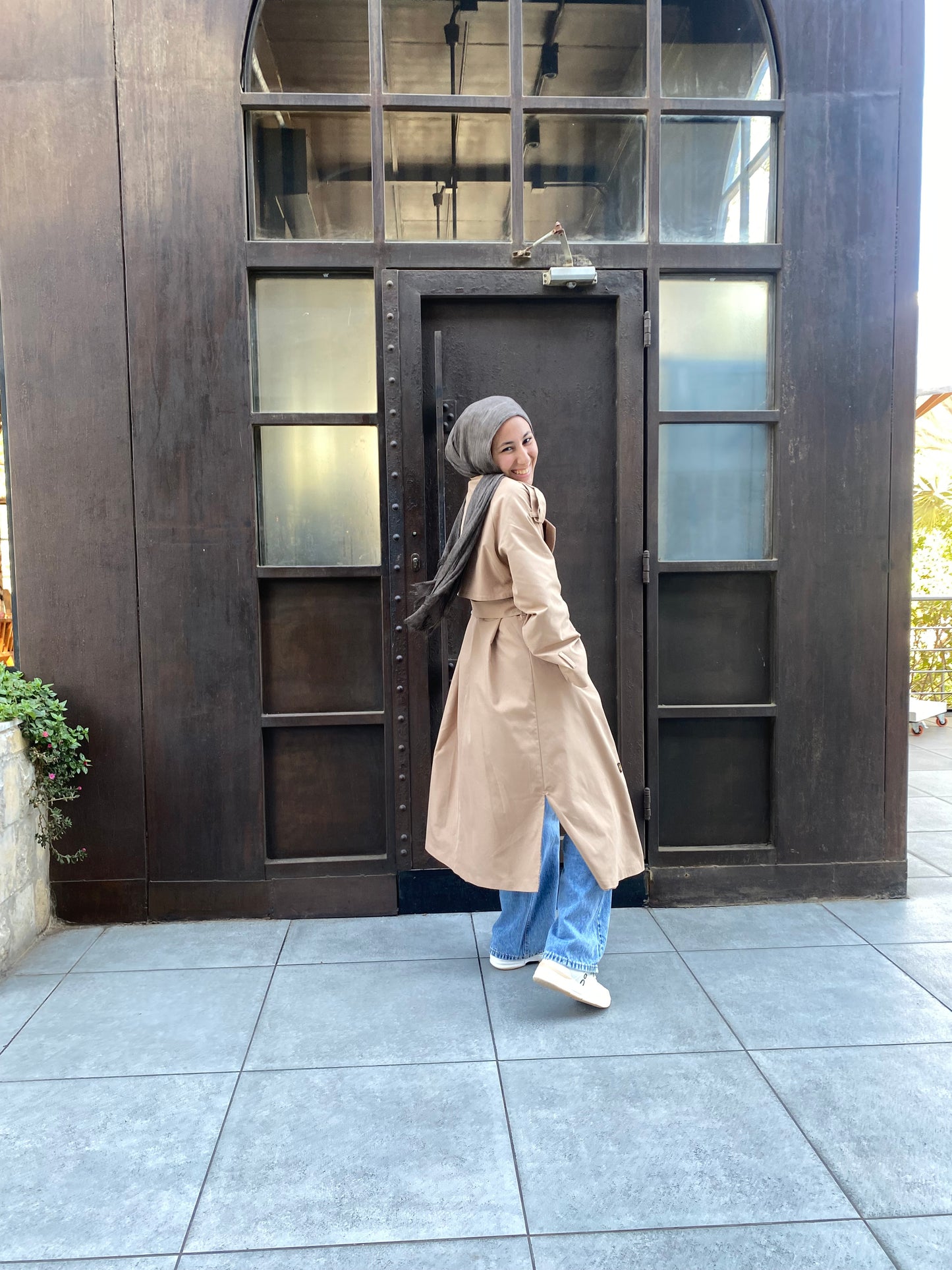 Trench coat in camel